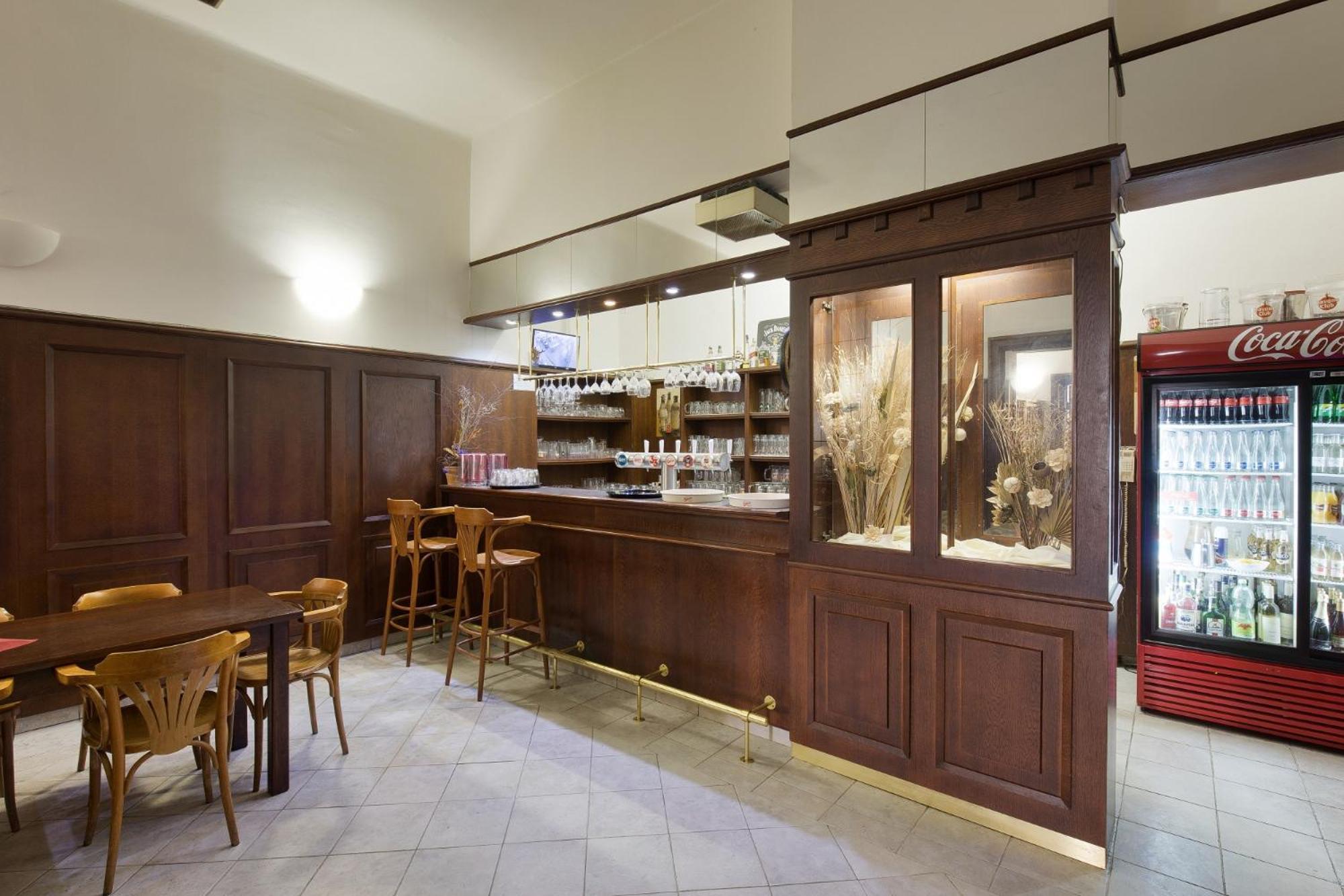 Hotel U Cerneho Orla 텔치 외부 사진